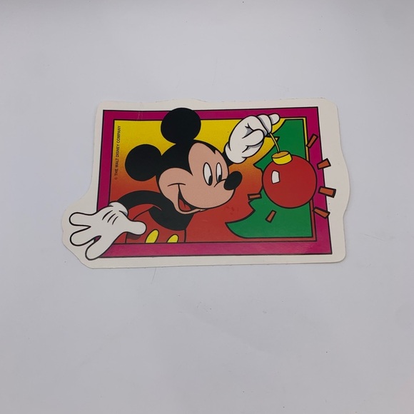 7 PCs. Vtg. Retro THE WALT DISNEY COMPANY Christmas Decoration Cardboard Cutouts - Picture 5 of 9